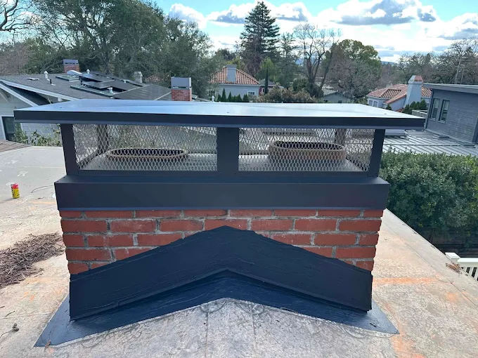 Chimney with metal cap
